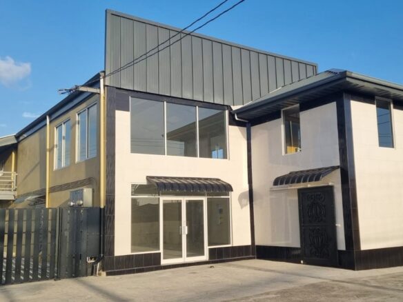 Cen-Trin Real Estate Management Services Limited - Prime 1200 sq. ft. Cunupia Commercial Rental!