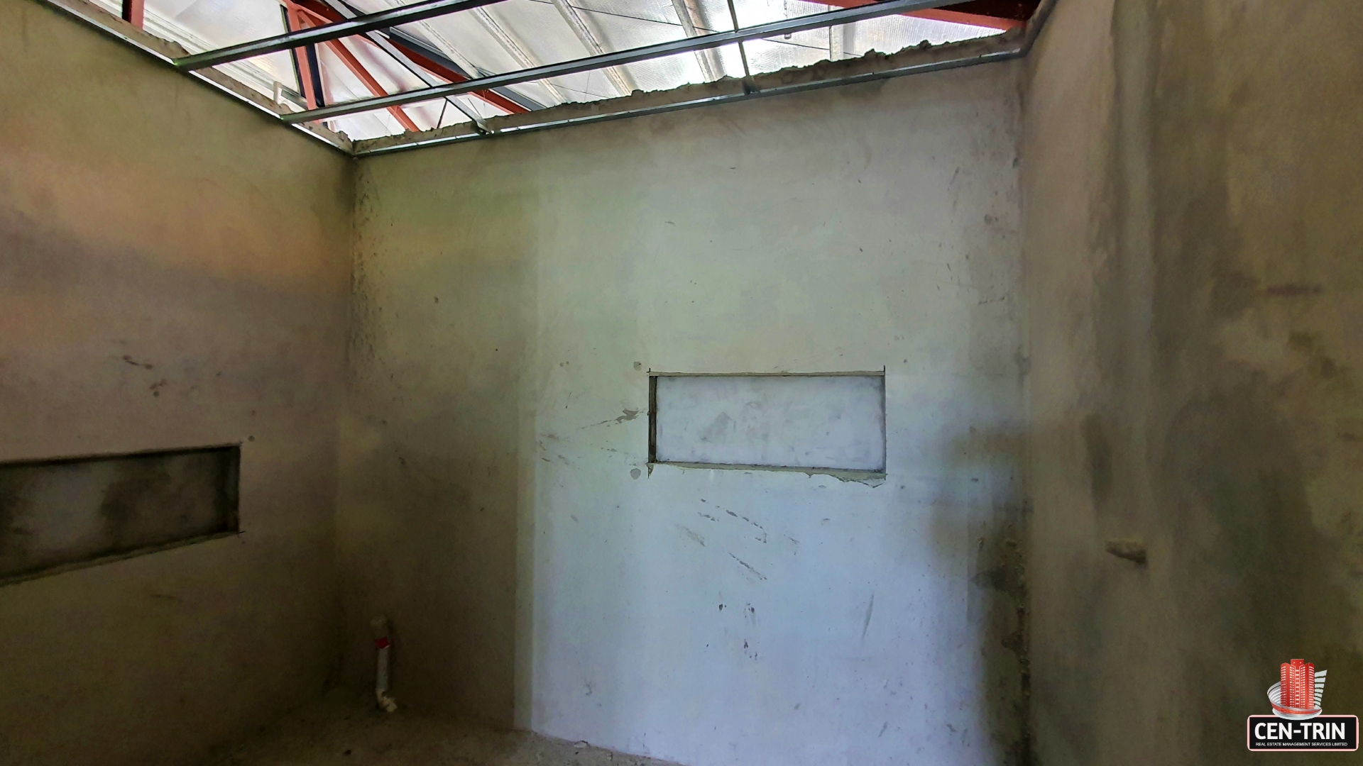 House for sale in Chaguanas 3 bedroom Woodford Gardens Front bathroom view