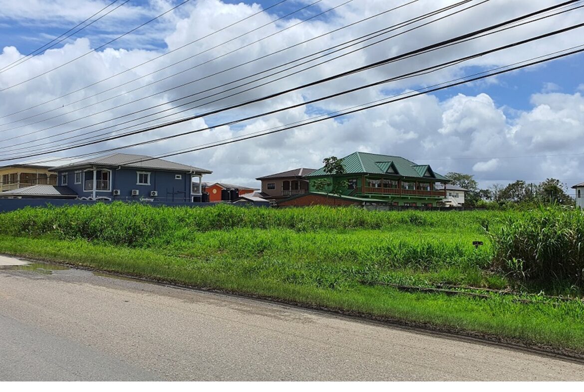 Madras land for sale - Cen-Trin Real Estate