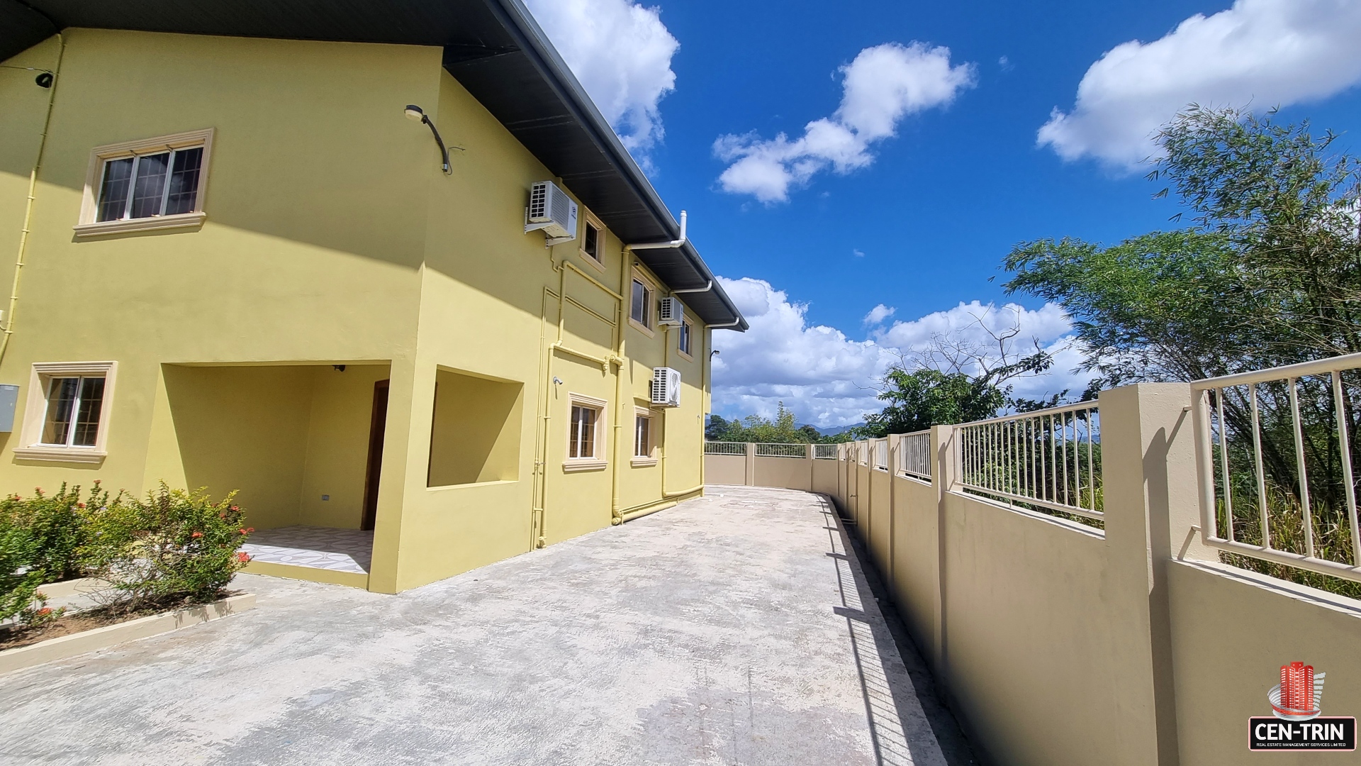 Takaaful Gardens townhouse sideview