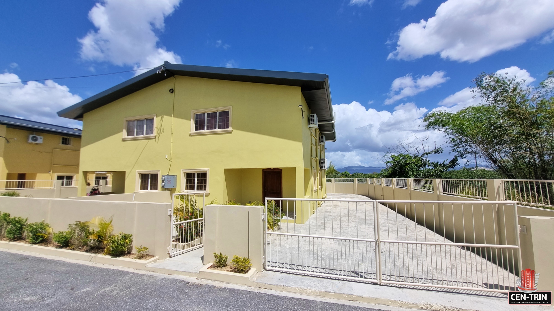 Townhouse for sale with gated driveway